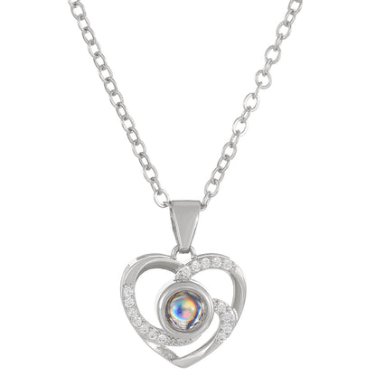 Diamond studded heart-shaped projection necklace in 100 languages. I love you, heart-shaped pendant, couple necklace